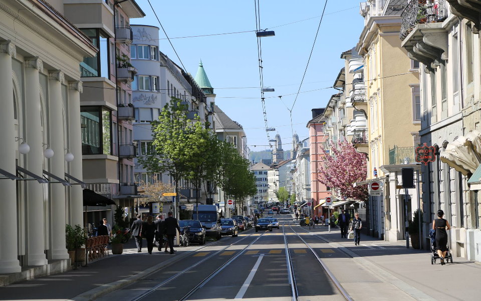 Sommer im Kreis 8 Zürich Seefeld