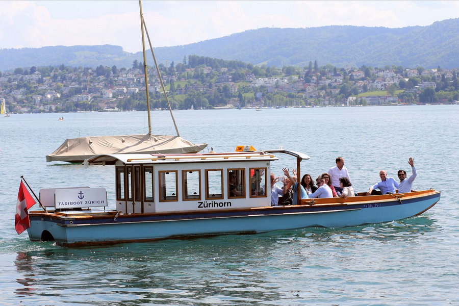 Carmen Wili, Taxiboot Zürich