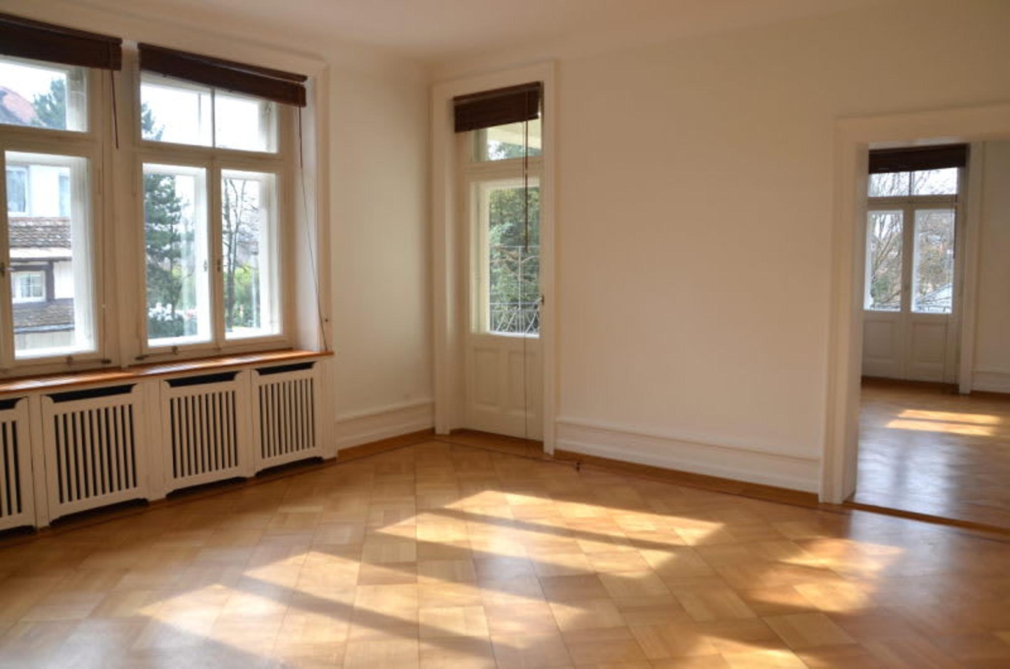 FREIE WOHNUNG IM KREIS 8