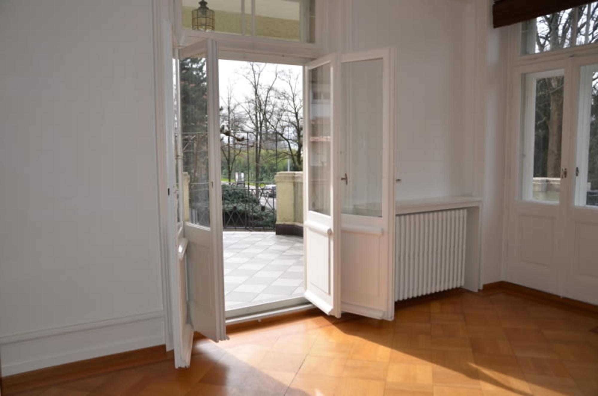 FREIE WOHNUNG IM KREIS 8