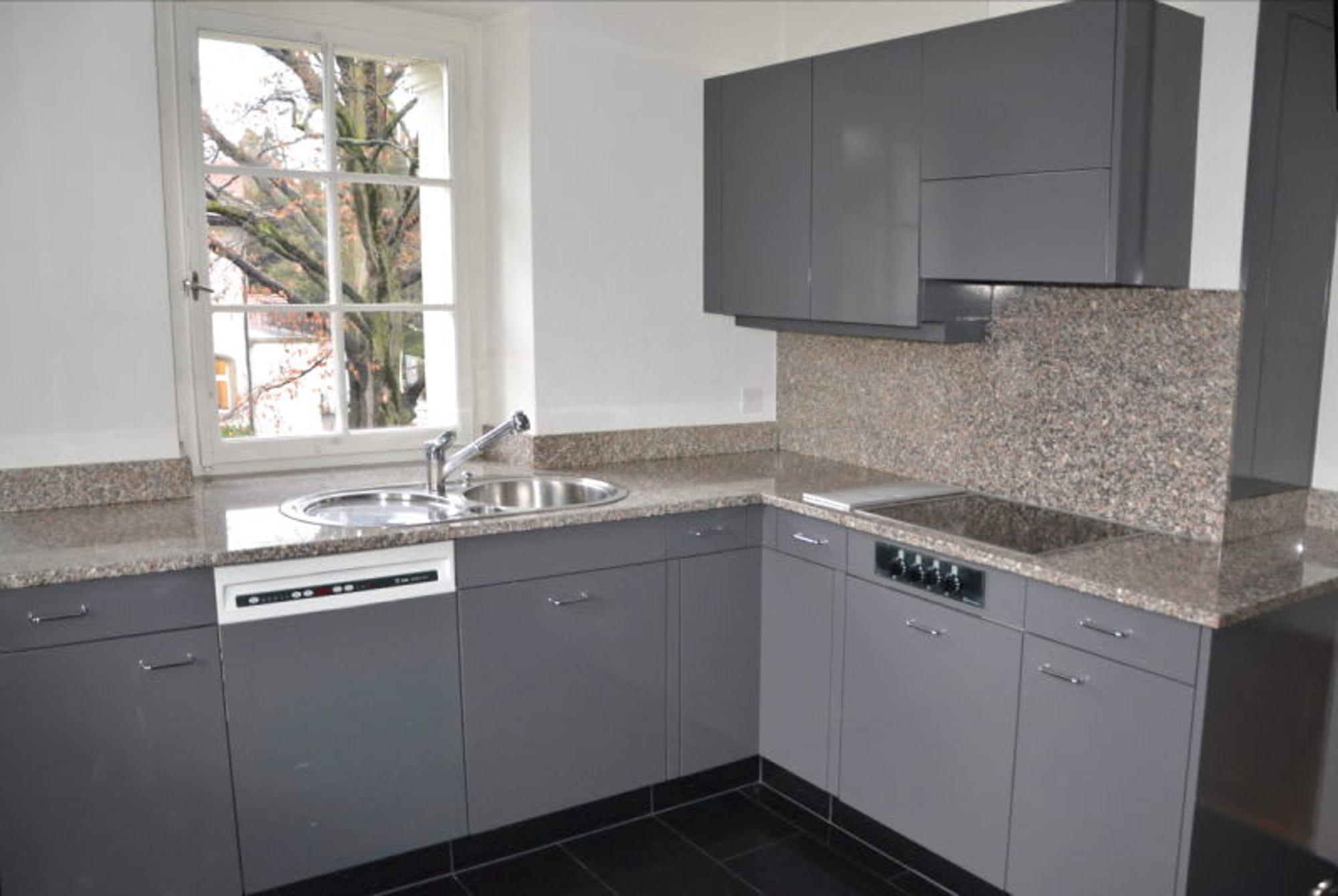 FREIE WOHNUNG IM KREIS 8