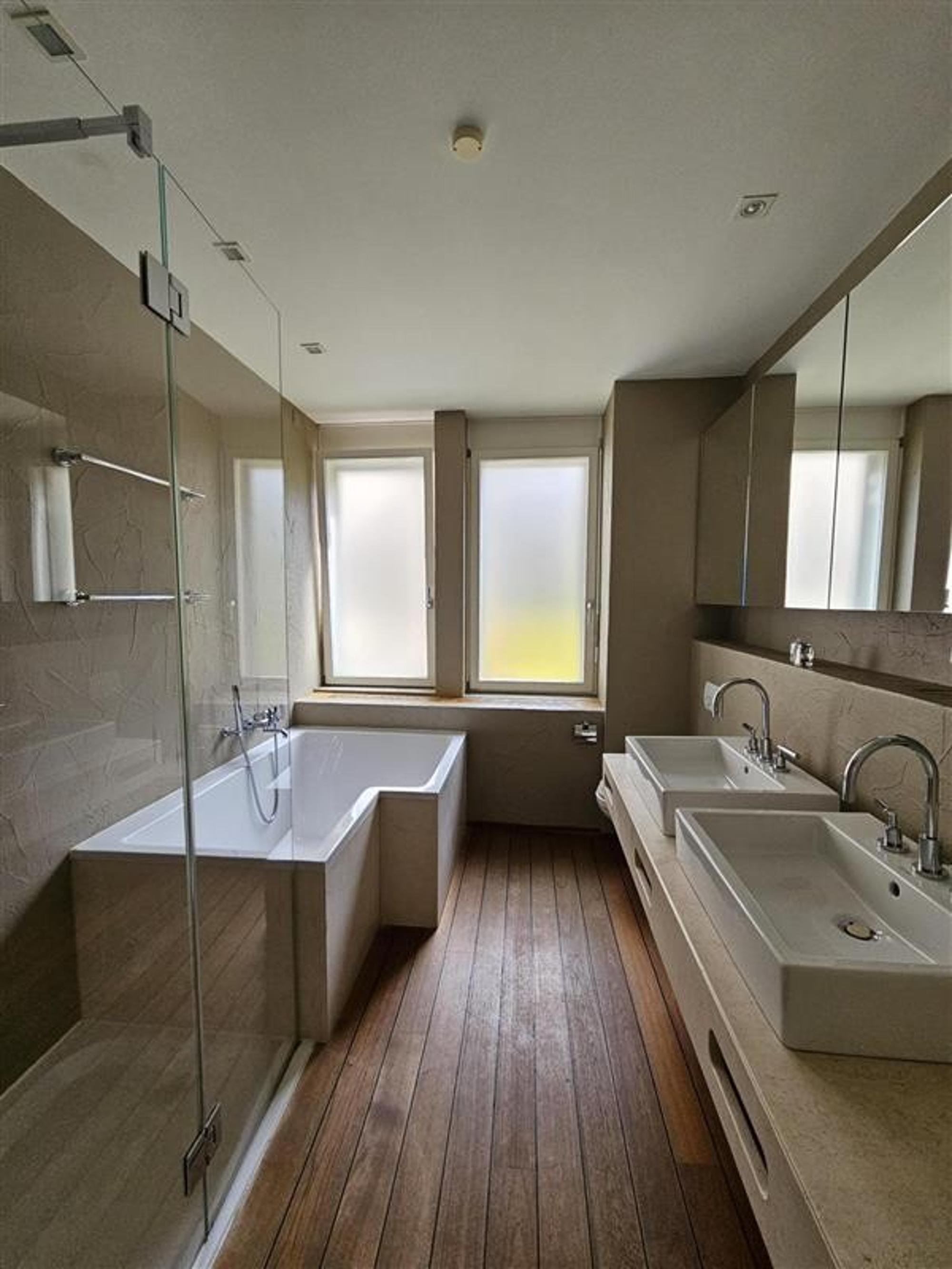 freie wohnung im kreis 8