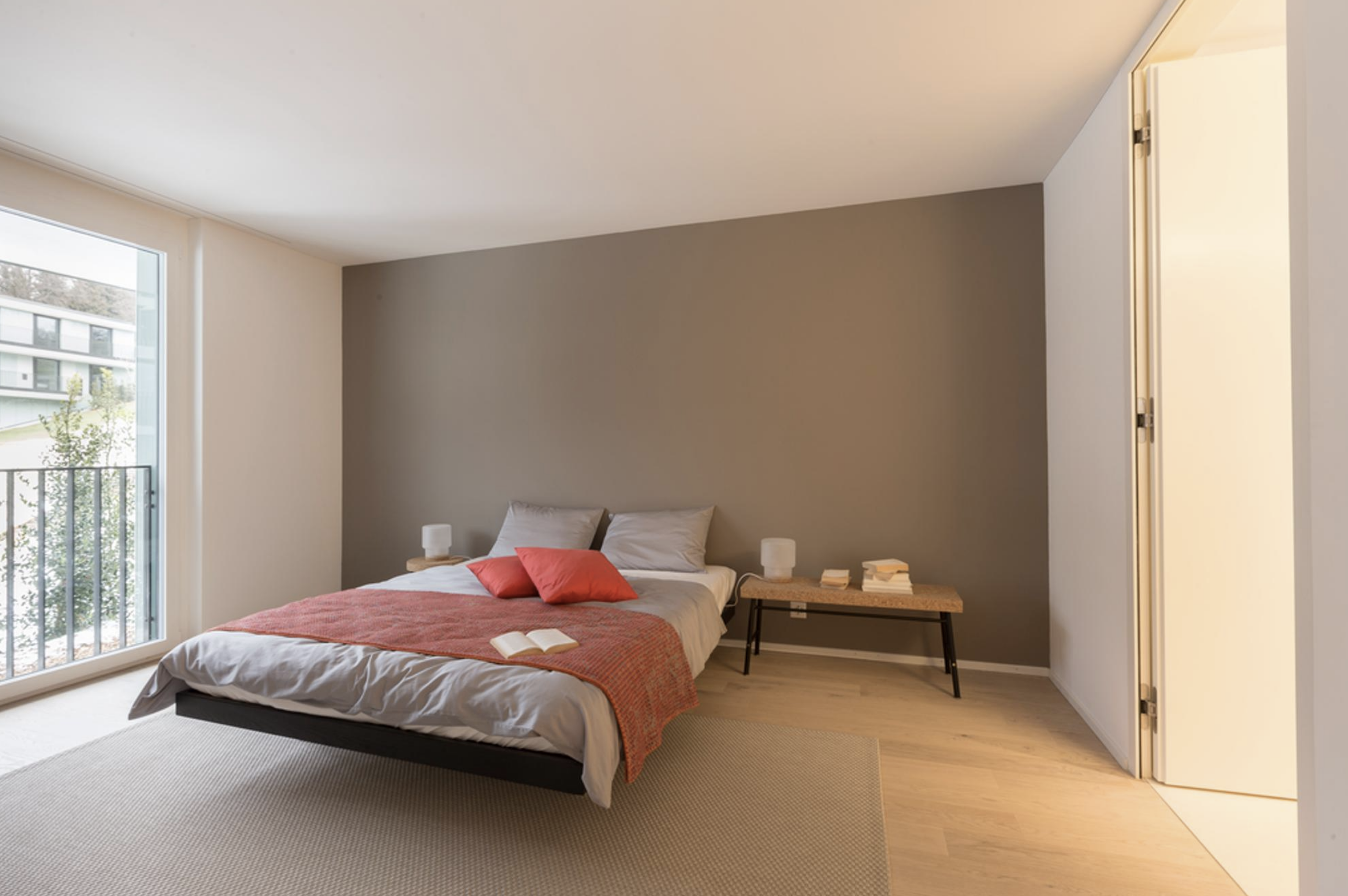 FREIE WOHNUNG IM KREIS 8