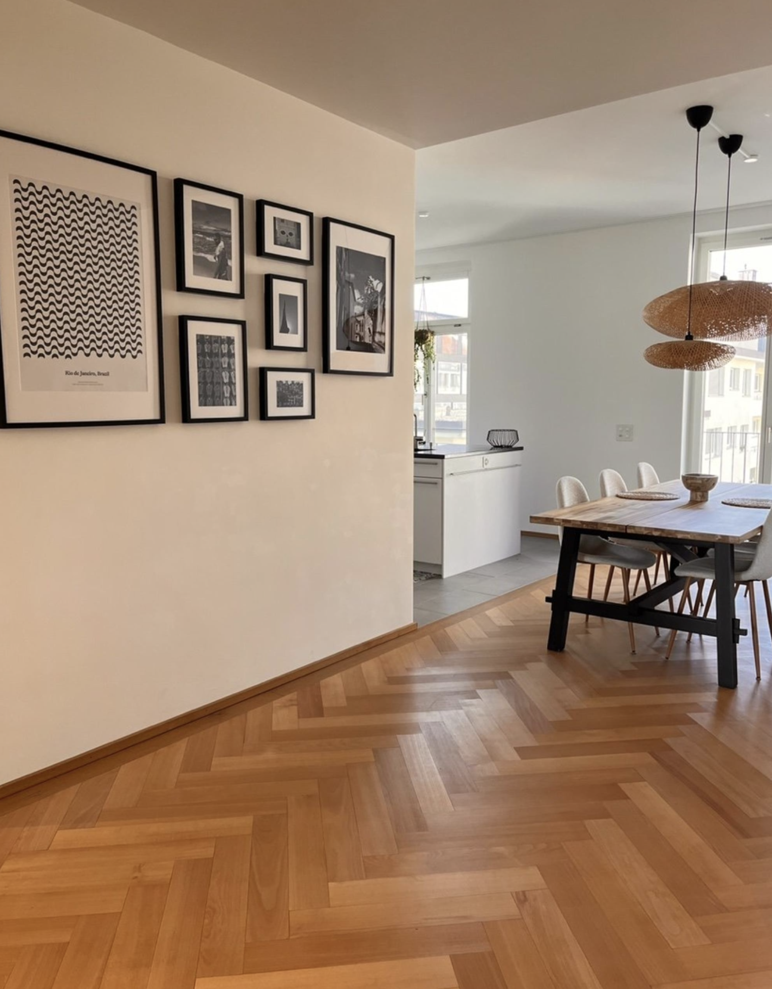 FREIE WOHNUNG IM KREIS 8