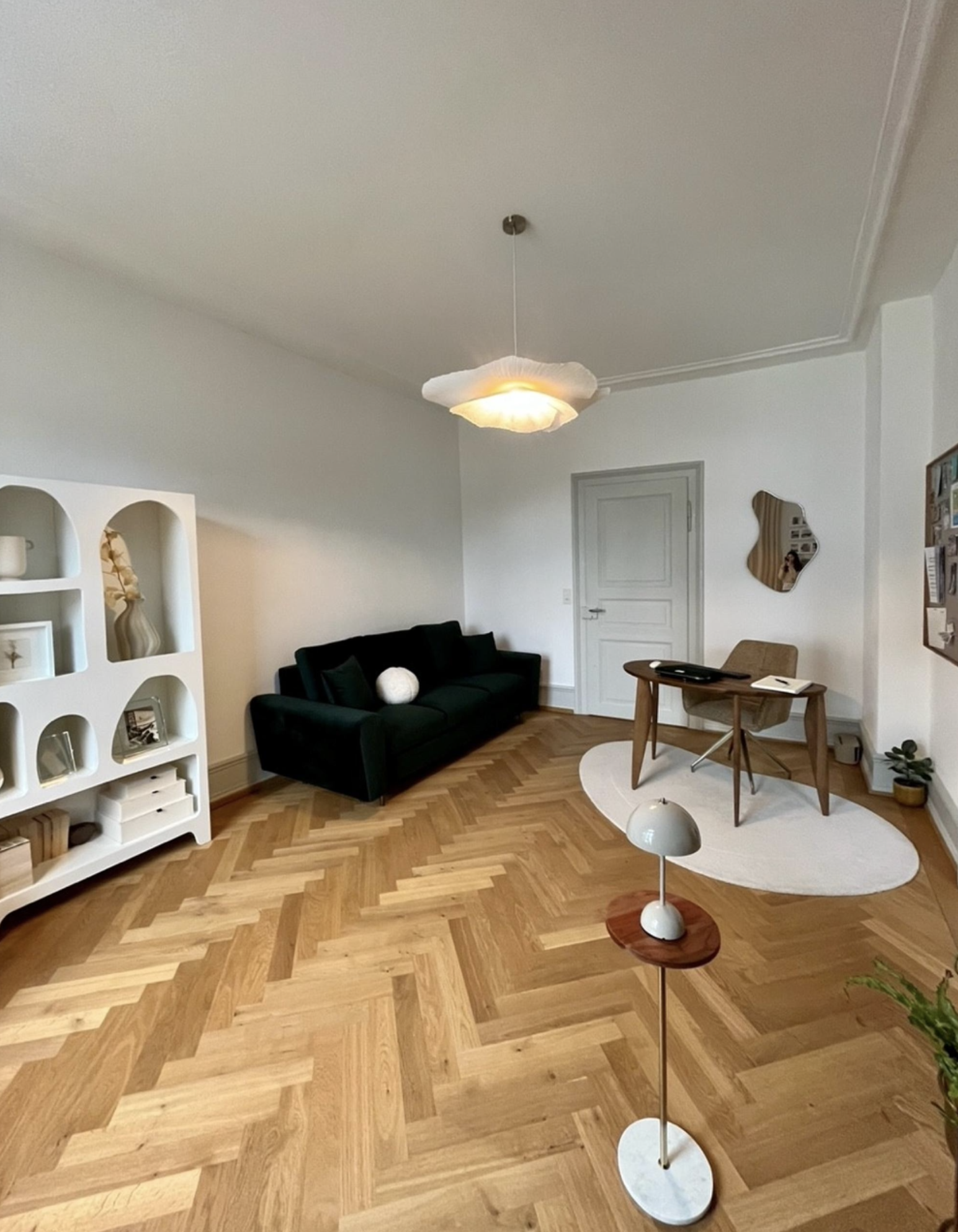 FREIE WOHNUNG IM KREIS 8