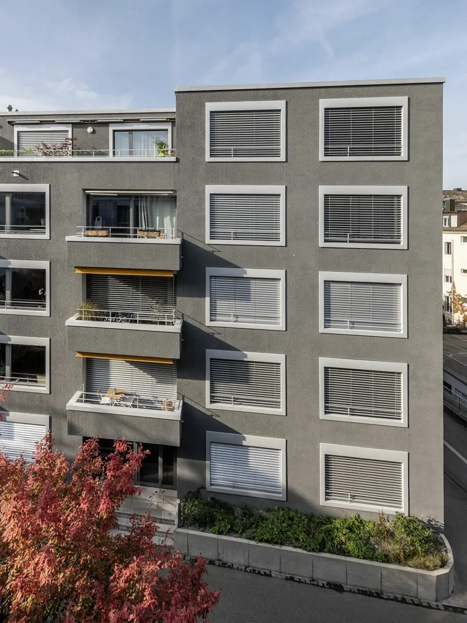 Gemütliche, moderne 2.5 Zimmer-Wohnung (65 m2) mit Garten 