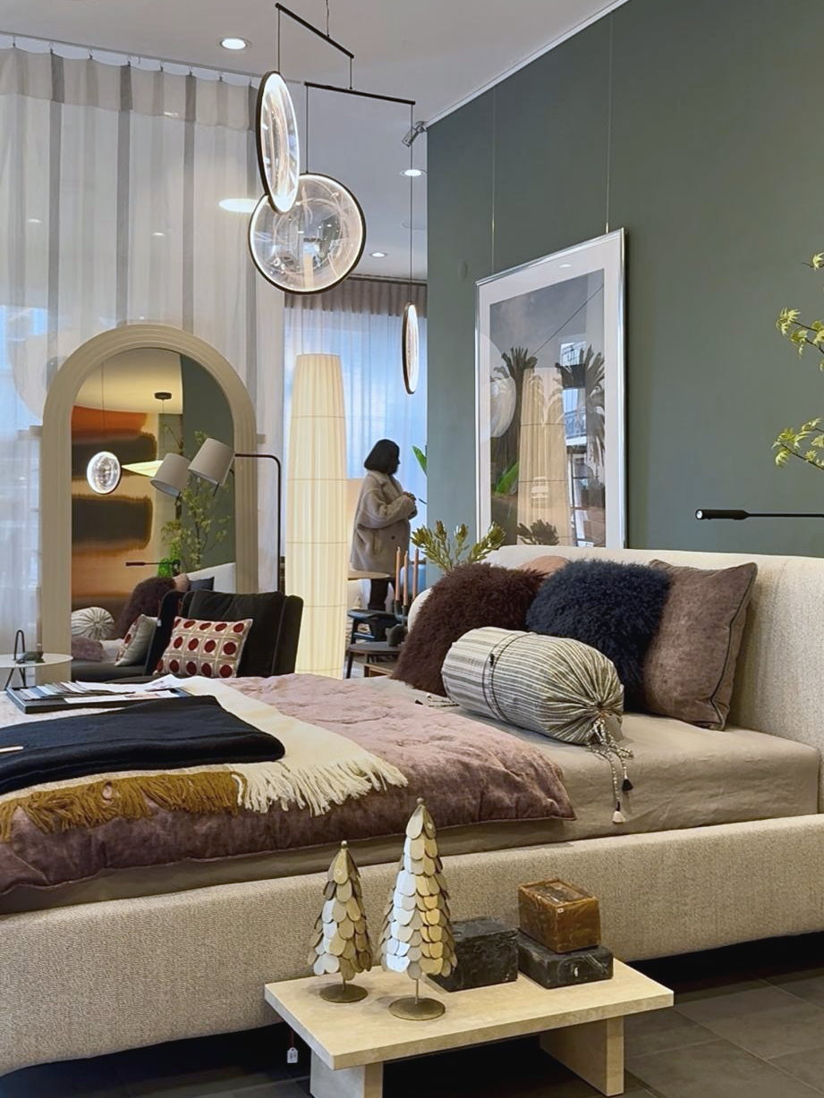 «Raum Reolon» – Design abseits des Mainstream «Raum Reolon» – Design abseits des Mainstream