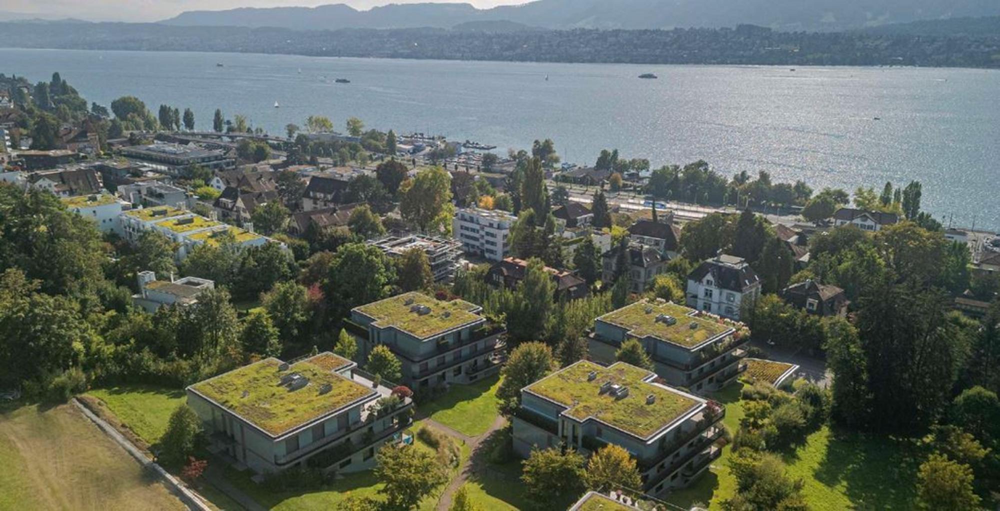 Exklusive 2.5 Zimmer-Wohnung (117 m2) mit Garten